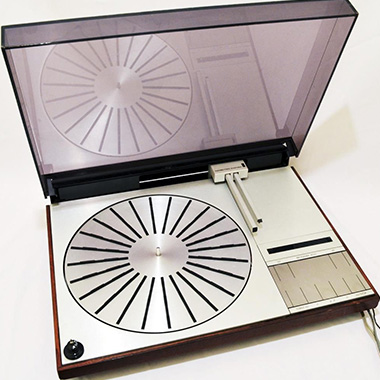 Bang & Olufsen Beogram 4002 Turntable